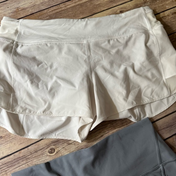 Lululemon shorts bundle size 12 - Picture 5 of 6